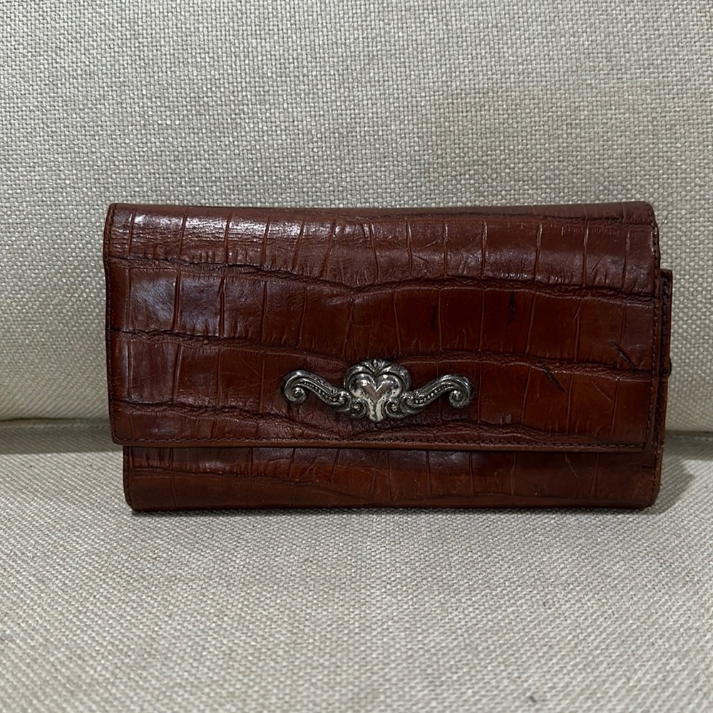 Brighton wallet